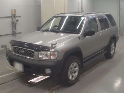 NISSAN TERRANO