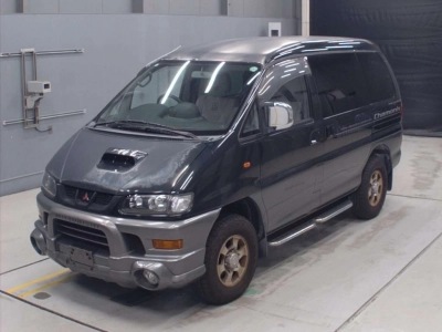 MITSUBISHI DELICA SPACE GEAR