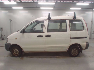 TOYOTA LITE ACE VAN
