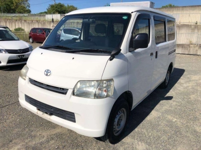 TOYOTA TOWN ACE VAN