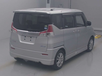 MITSUBISHI DELICA D:2