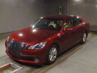 TOYOTA CROWN HYBRID