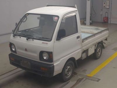 MITSUBISHI MINICAB TRUCK