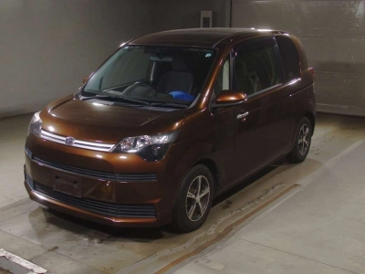 TOYOTA SPADE