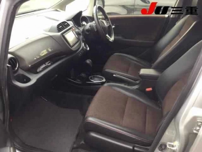 HONDA FIT SHUTTLE