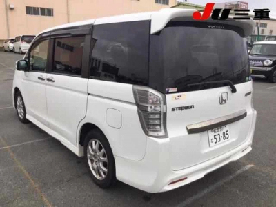HONDA STEPWGN SPADA