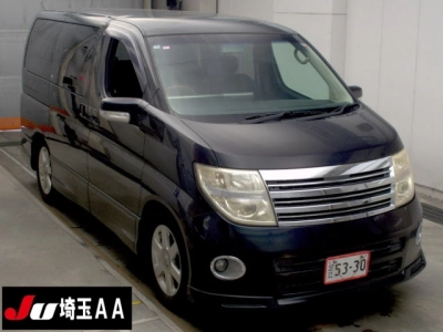 NISSAN ELGRAND