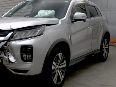 MITSUBISHI RVR