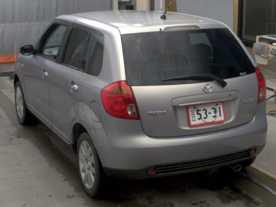 MAZDA VERISA