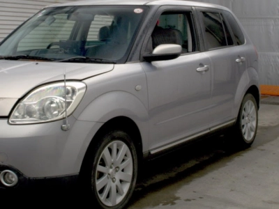 MAZDA VERISA