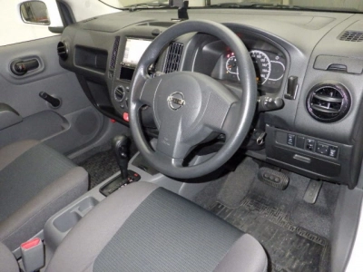 NISSAN AD VAN