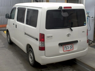 TOYOTA TOWN ACE VAN