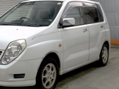 MITSUBISHI DINGO