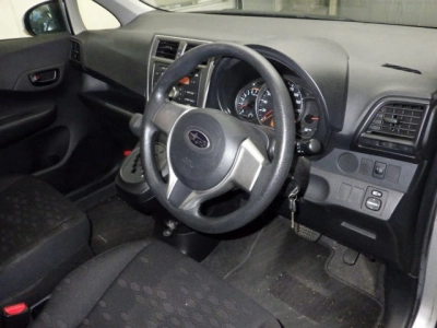 SUBARU TREZIA