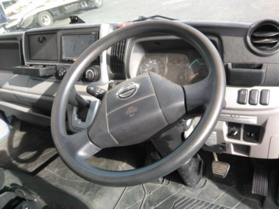 NISSAN NT450 ATLAS