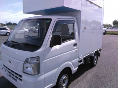 NISSAN NT100 CLIPPER