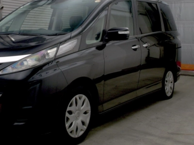 MAZDA BIANTE