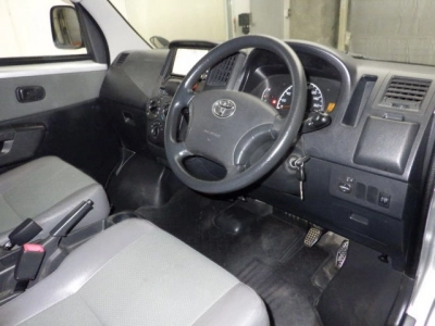 TOYOTA TOWN ACE VAN