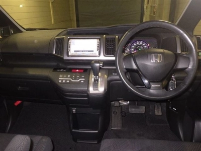 HONDA STEPWGN SPADA