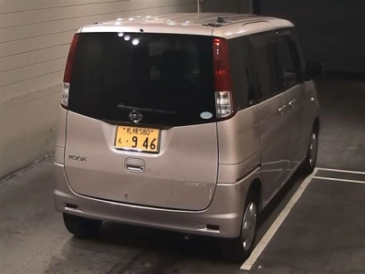 NISSAN ROOX
