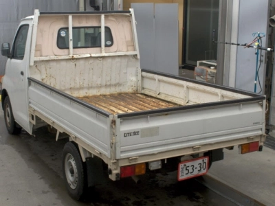 TOYOTA LITE ACE TRUCK