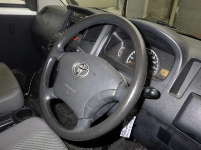 TOYOTA LITE ACE TRUCK