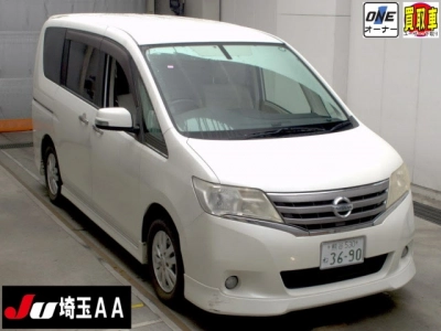 NISSAN SERENA