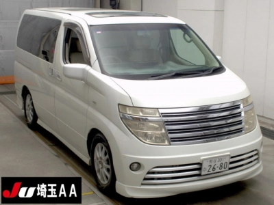 NISSAN ELGRAND