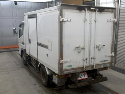 MITSUBISHI CANTER