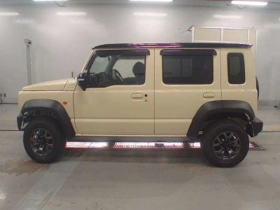 SUZUKI JIMNY NOMADE