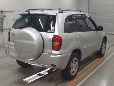 TOYOTA RAV4 J