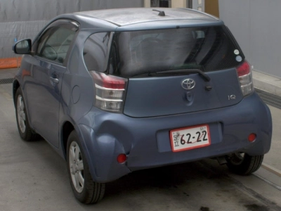 TOYOTA IQ