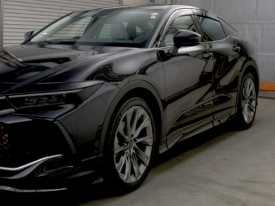 TOYOTA CROWN CROSSOVER