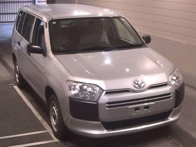 TOYOTA SUCCEED VAN