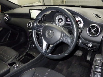 MERCEDES BENZ A CLASS