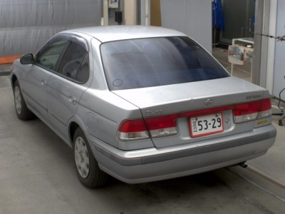NISSAN SUNNY