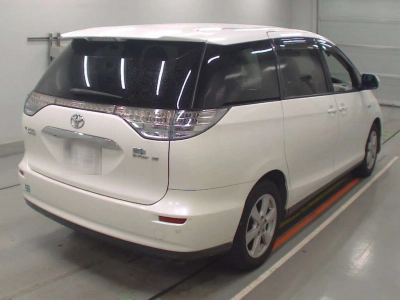 TOYOTA ESTIMA HYBRID