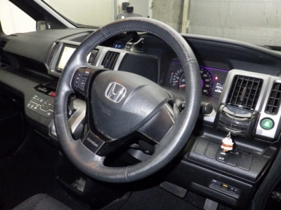 HONDA STEPWGN SPADA