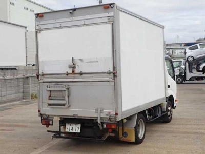 TOYOTA DYNA