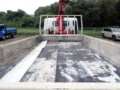 MITSUBISHI CANTER