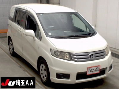 HONDA FREED SPIKE