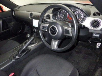 MAZDA ROADSTER