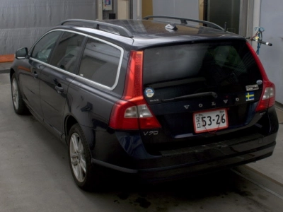 VOLVO V70