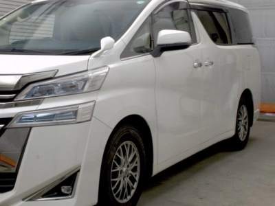 TOYOTA VELLFIRE