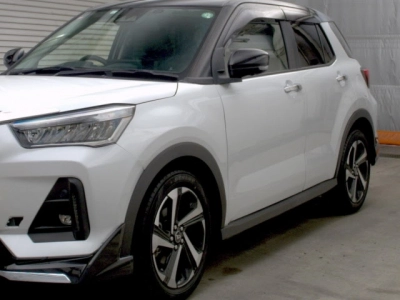 DAIHATSU ROCKY