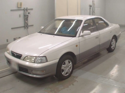 TOYOTA VISTA