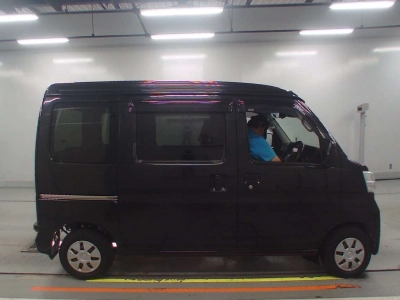 SUBARU SAMBAR VAN