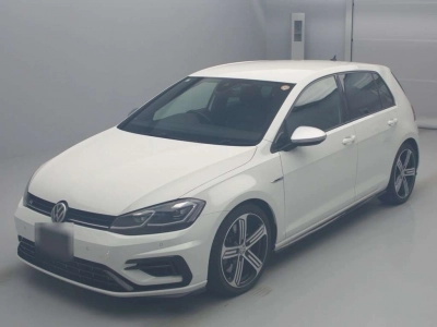 VOLKSWAGEN GOLF R