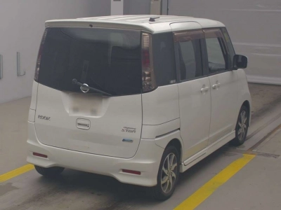 NISSAN ROOX