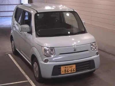 SUZUKI MRWAGON